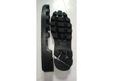 Pabrik Tapak Alas Kaki Merek Sendiri